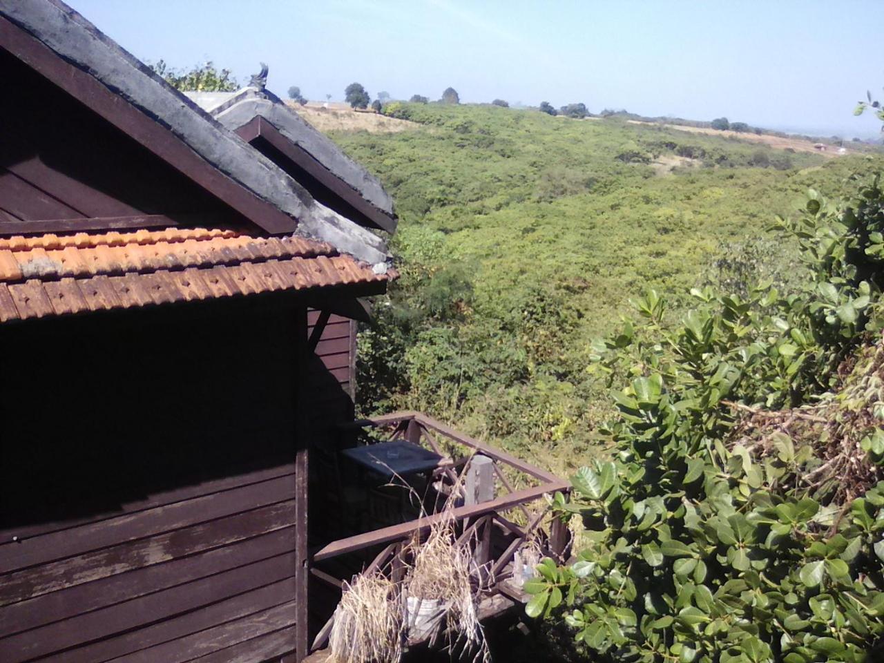 Nature House Eco-Lodge& Trekking Banlung Exterior foto