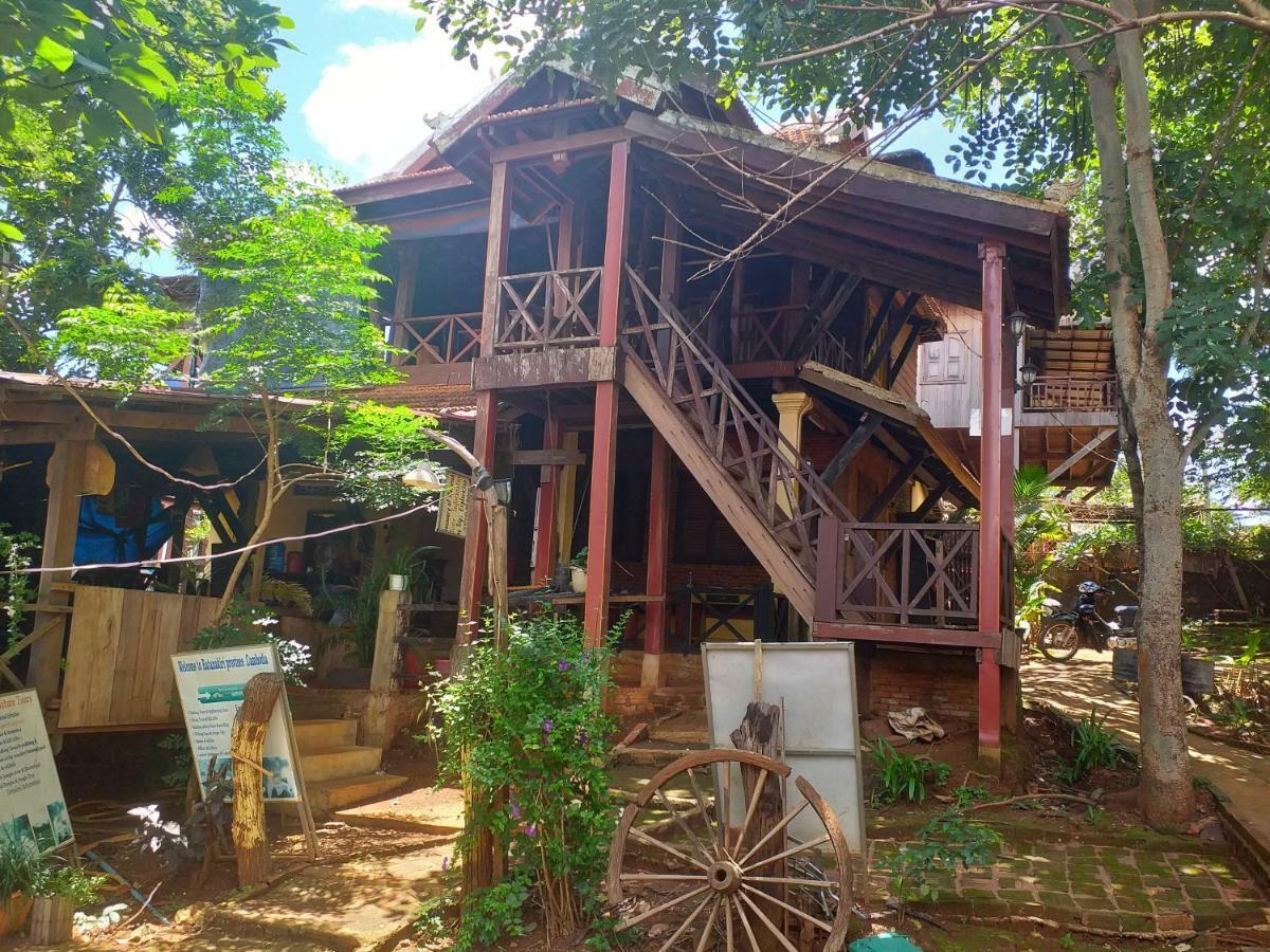 Nature House Eco-Lodge& Trekking Banlung Exterior foto